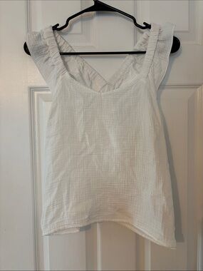 Classic White Ruffled Strap Tank Top - Women 100%cotton
